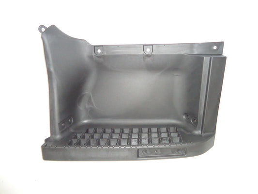 Step Panel R/H Right Hand  –  Upper  –  FT / FV / FX / FTS 4X4  –  To Suit Isuzu F Series (08-On)