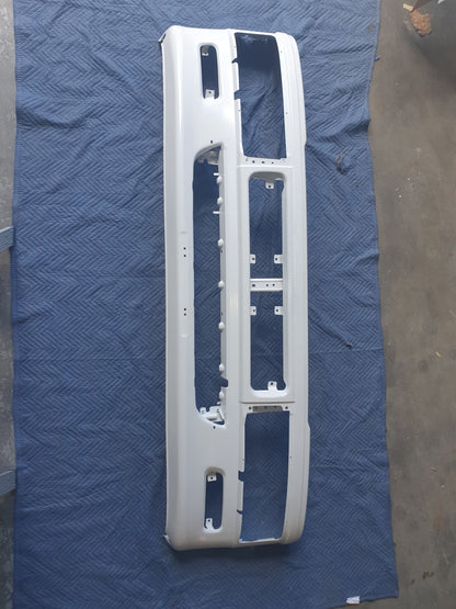 Front Bumper Bar  –  With Flasher Lamp Holes  –  Without Lower Fog Lamp Holes  –  To Suit Isuzu CX / EX - Giga(94-12/07)