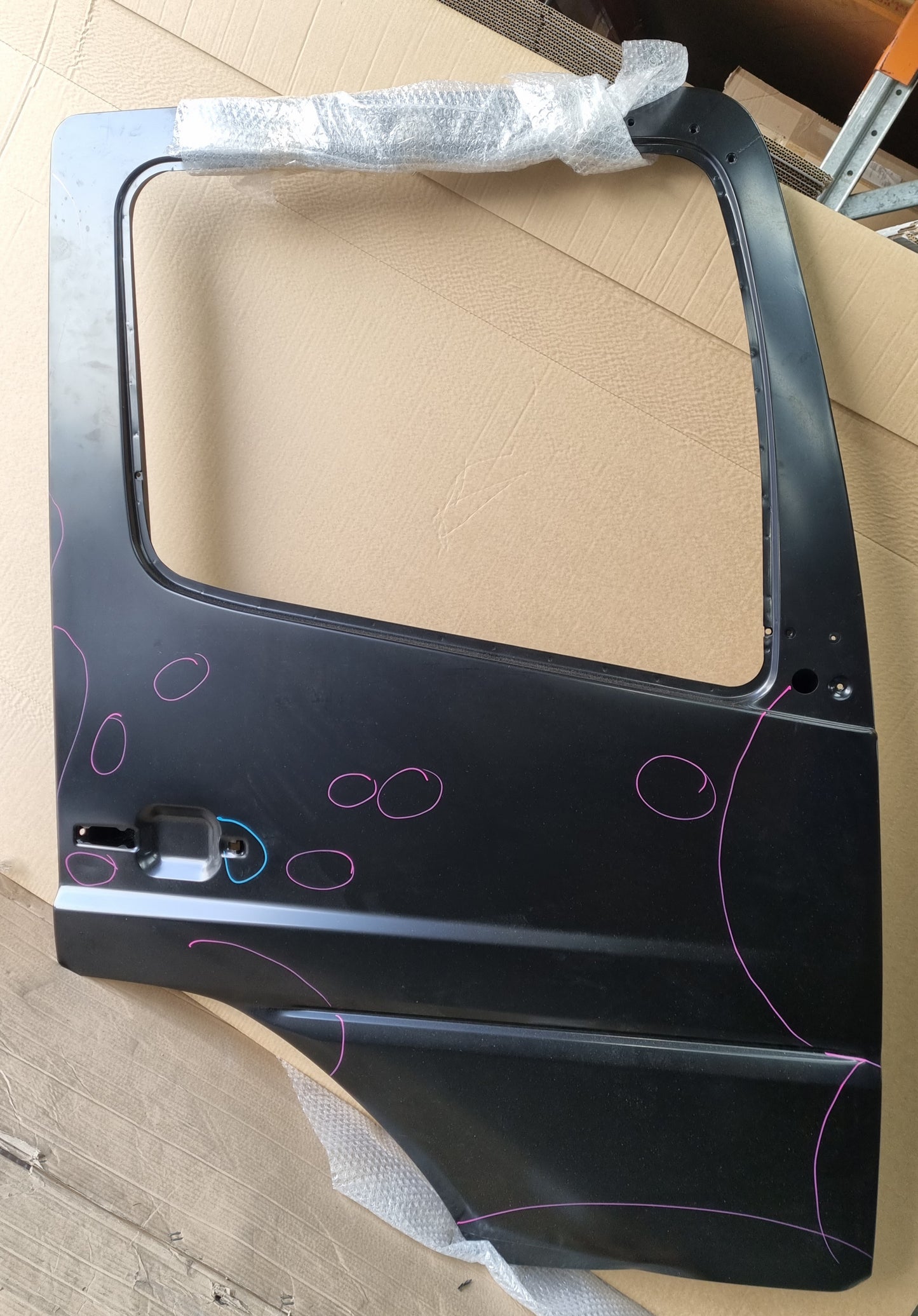 Door Shell R/H Right Hand  –  With Mirror Arm Holes  –  Electric  –  To Suit Mercedes Atego V2 (04-13)