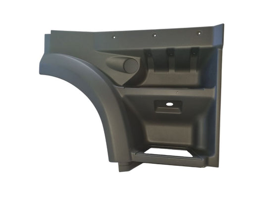 Step Panel R/H Right Hand  –  Upper  –  Round Step Lamp Hole  –  To Suit DAF 95XF (95-02) DAF XF95 (02-06)