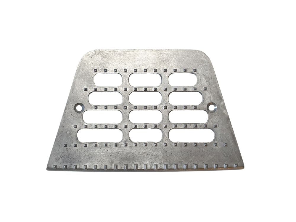 Step Plate  –  R/H Right Hand = L/H Left Hand  –  Lower  –  To Suit DAF 95XF (95-02) DAF XF95 (02-06)