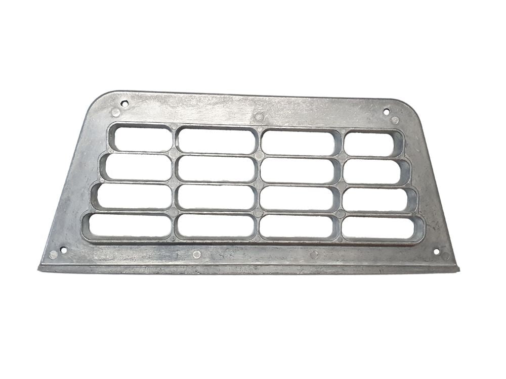 Step Plate  –  RH=LH  –  Upper  –  To Suit DAF 95XF (95-02) DAF XF95 (02-06)