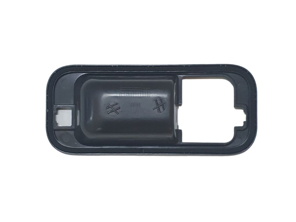 Door Handle Holder R/H Right Hand  –  Outer  –  To Suit DAF 95XF (95-02) DAF XF95 (02-06)