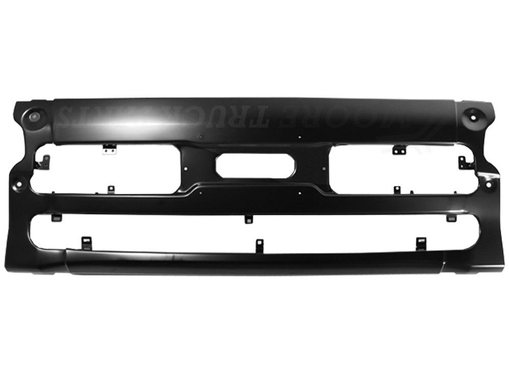 Front Bumper Bar Centre  –  70cm Tall  –  Quon To Suit Nissan UD CK / CW / PD / PW / GK / GW (07-16)