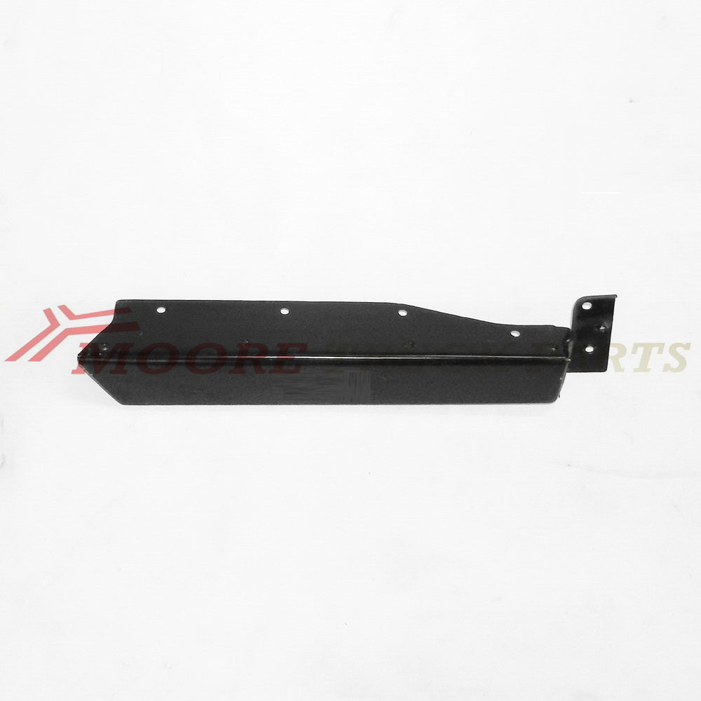 Step Plate R/H Right Hand  –  Lower  –  To Suit Nissan UD CW / CG / CK (84-90)