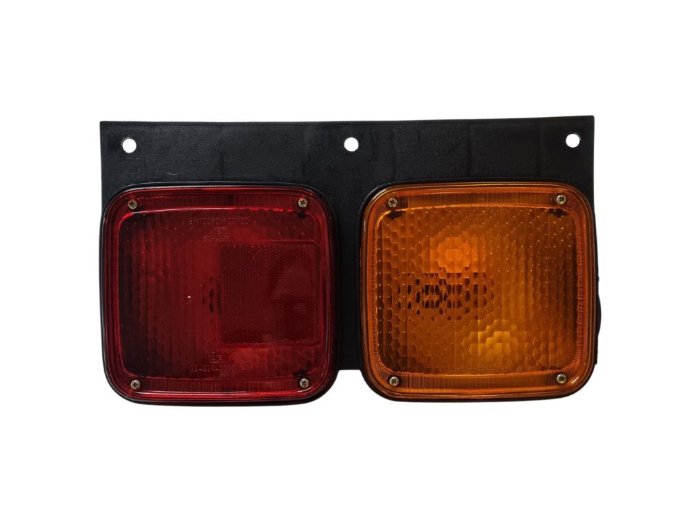 Tail Lamp R/H Right Hand  –  To Suit Nissan UD CW / CG / CK (04/91-02)