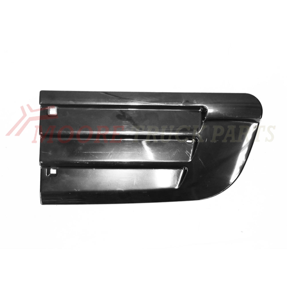 Front Bumper Bar Mould L/H Left Hand  –  Outer  –  To Suit Nissan UD CW (02-04/08)