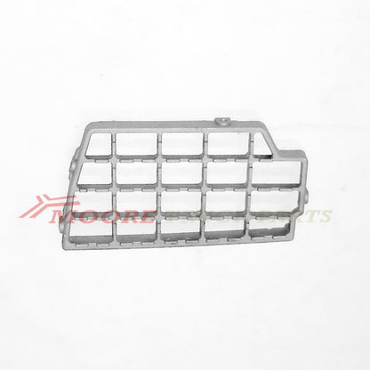 Step Plate R/H Right Hand  –  Lower  –  To Suit Nissan UD LK / MK / To Suit Nissan UD PK (07/95-11)