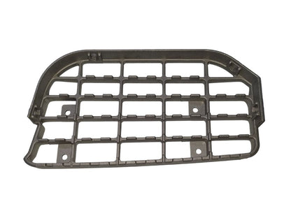 Step Plate R/H Right Hand  –  Upper  –  With 5 Holes Grid  –  To Suit Nissan UD LK / MK / To Suit Nissan UD PK (07/95-11)