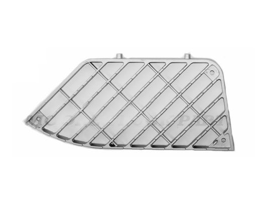 Step Plate R/H Right Hand = L/H Left Hand  –  Lower  –  Alloy  –  To Suit Renault Premium / Mack Quantum (99-06)