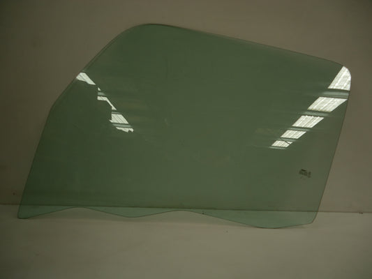 Door Glass L/H Left Hand  –  With Fittings  –  Narrow Cab  –  To Suit Hino 300 Series / Dutro (10/11-On)