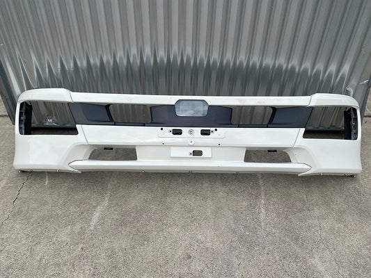 Front Bumper Bar Complete  –  FD / FE  –  Second Hand  –  To Suit Hino 500 Series (17-On)