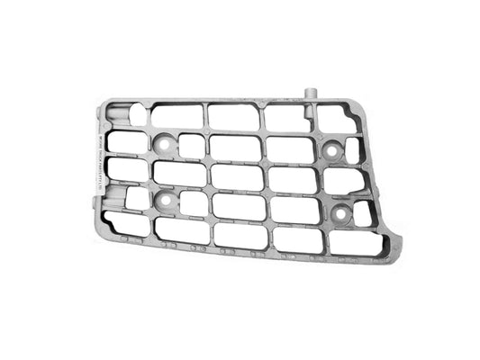 Step Plate R/H Right Hand = L/H Left Hand  –  Alloy Middle = Lower  –  To Suit Hino 700 Series (04-18)