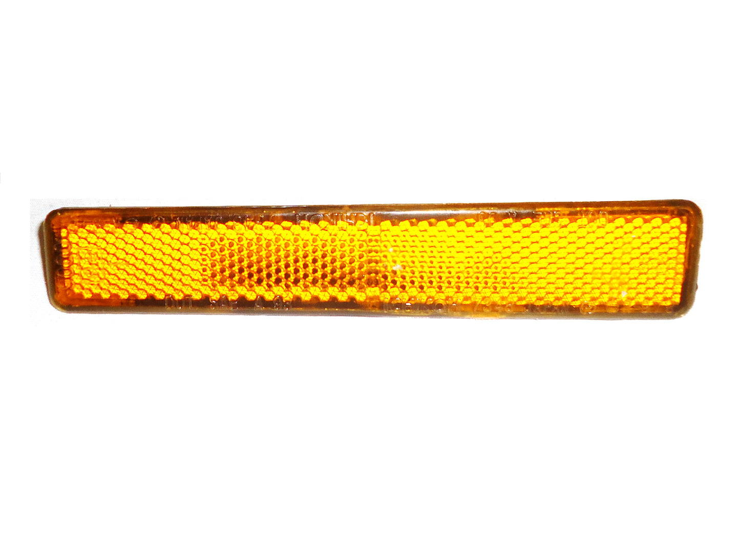 Step Panel Reflector R/H Right Hand = L/H Left Hand  –  Lower  –  To Suit Hino 700 Series (04-18)