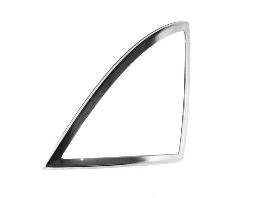 Corner Lamp Rim L/H Left Hand  –  Chrome  –  To Suit Hino 700 Series (04-18)