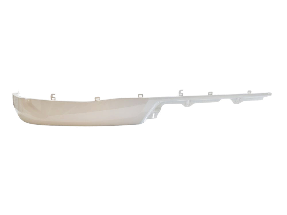 Front Apron End R/H Right Hand  –  Short Slim Line  –  White  –  To Suit Hino 700 Series FH / SH / FR / FS / SS / FY (18-On)