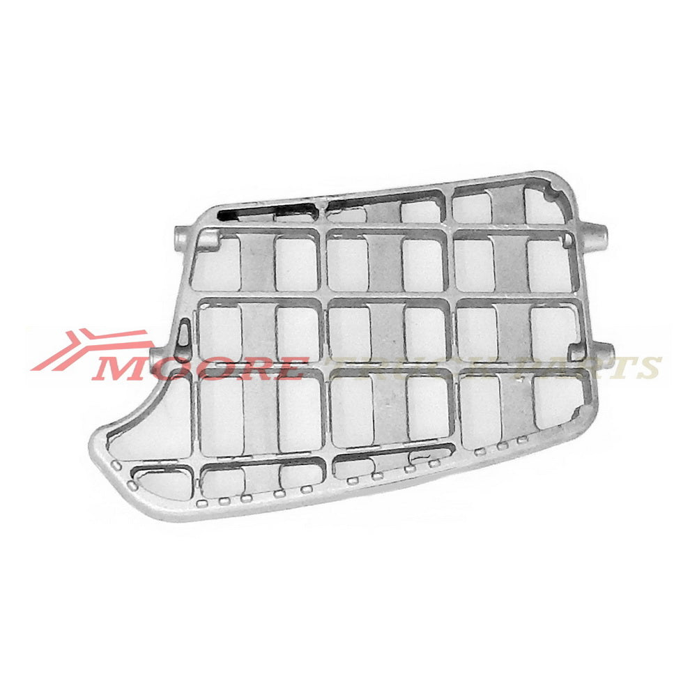 Step Plate Lower Alloy R/H Right Hand = L/H Left Hand  –  To Suit Hino Ranger Pro (03-17)