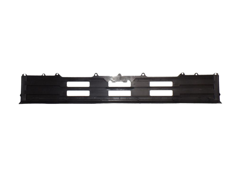 Grille  –  Middle  –  To Suit Hino Ranger 50 (93-97)