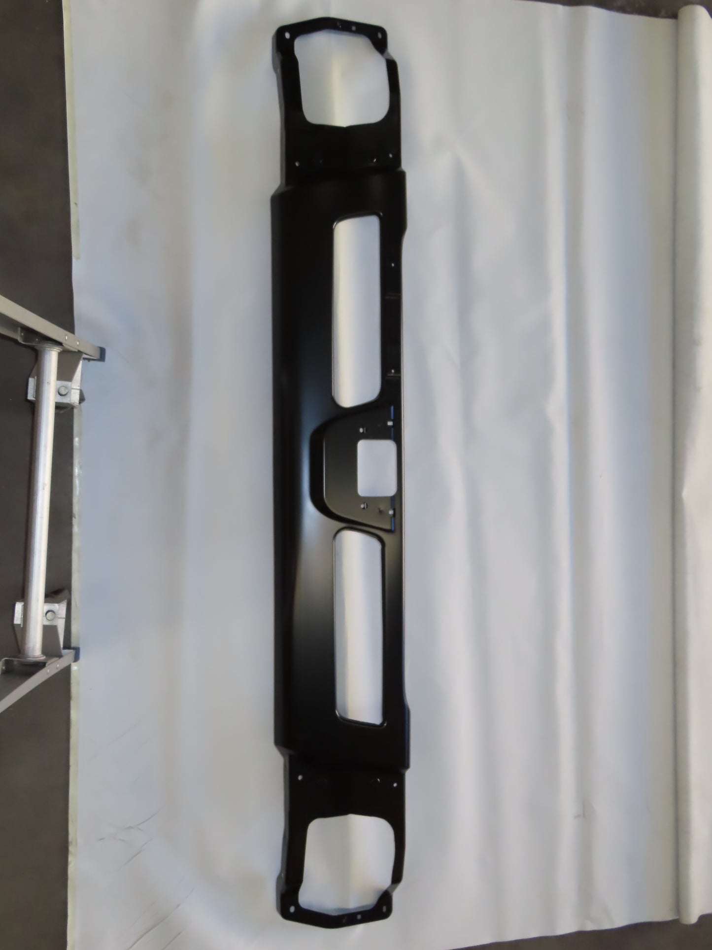 Front Bumper Bar  –  Narrow Cab  –  With Radar & OTo Suit Hino FFSet Number Plate  –  To Suit Mitsubishi Canter FEA (19-On)