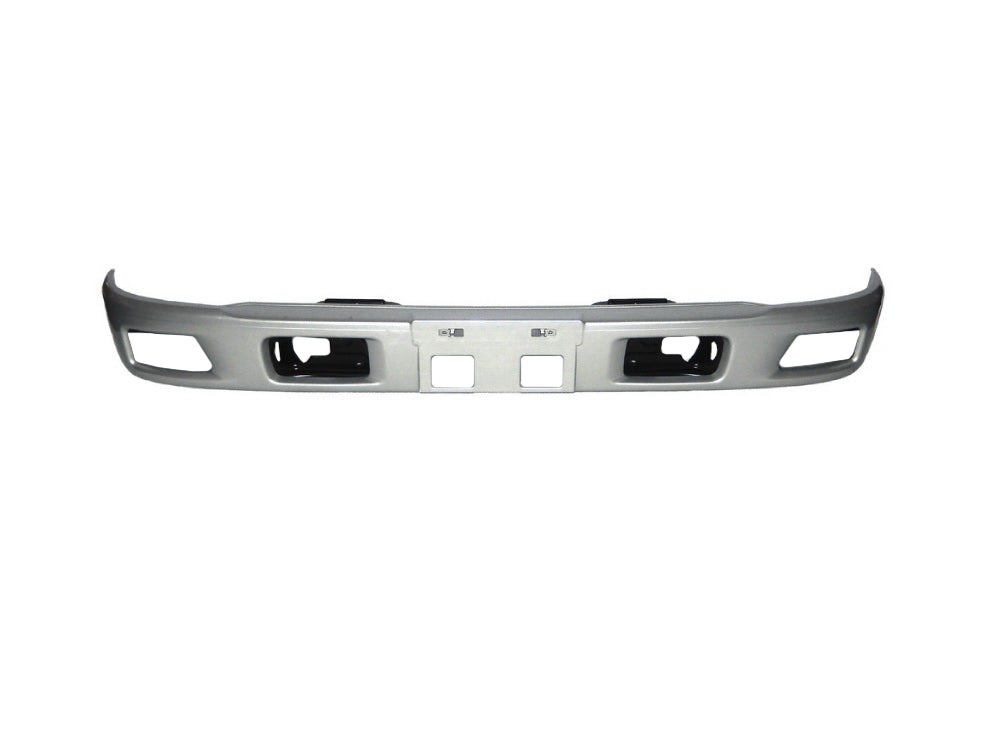 Front Bumper Bar  –  With Fog Lamp Holes  –  Genuine Pull OTo Suit Hino FF  –  Narrow Cab  –  Second Hand  –  NLR / NLS/ NMR  –  To Suit Isuzu N Series (08-On)