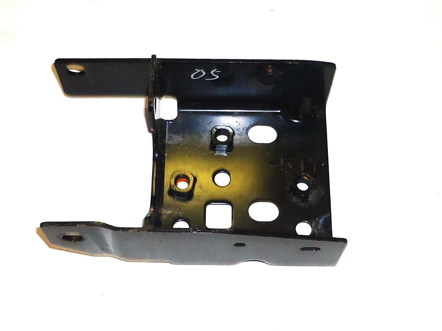 Front Bumper Bar Bracket R/H Right Hand  –  FR / FS / FT / FSS 4X4  –  To Suit Isuzu F Series (12/07-On)