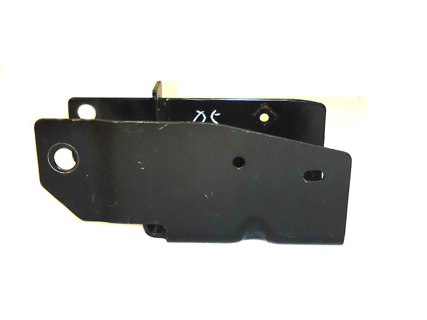 Front Bumper Bar Bracket R/H Right Hand  –  FR / FS / FT / FSS 4X4  –  To Suit Isuzu F Series (12/07-On)