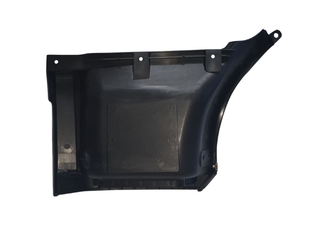 Step R/H Right Hand  –  Narrow Cab  –  Low  –  FR / FS / FT / FSS 4X4  –  To Suit Isuzu F Series (12/07-On)