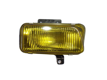 Fog Lamp R/H Right Hand  –  Yellow  –  FR / FS / FT / FSS 4X4  –  To Suit Isuzu F Series (12/07-On)