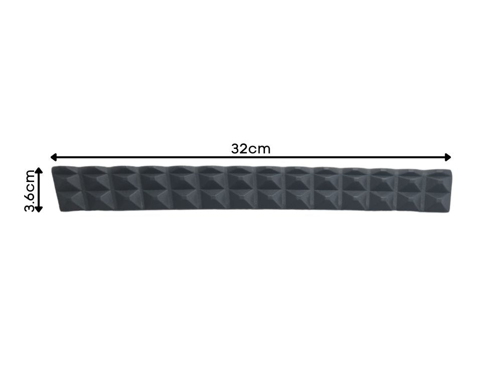 Step Element L/H Left Hand  –  Lower  –  Plastic  –  Dark Grey  –  To Suit Iveco Stralis AT / AD / AS (01-07)