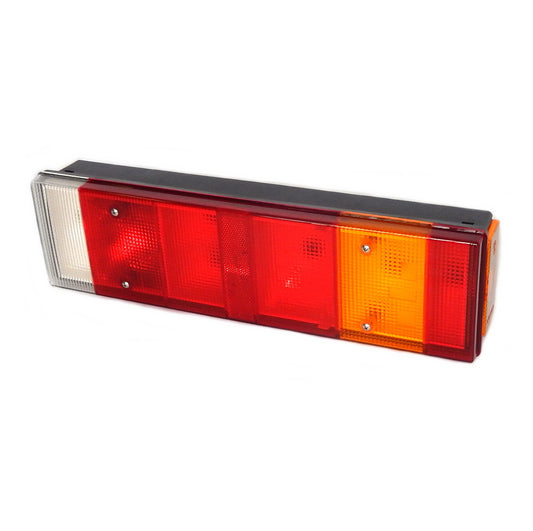 Tail Lamp R/H Right Hand  –  Medium / To Suit Iveco Tector (02-09)