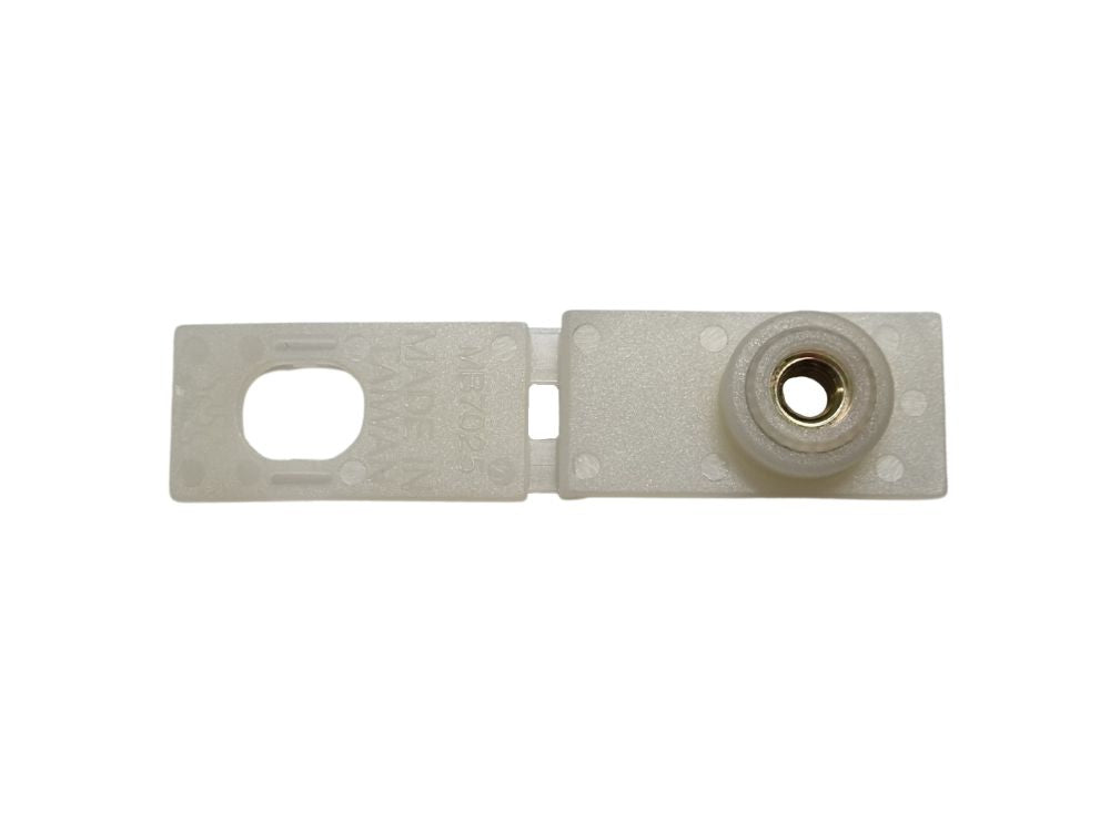 Glass Clip R/H Right Hand = L/H Left Hand  –  To Suit Mitsubishi Canter FE7 / FE8 (05-11)