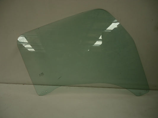 Front Door Glass R/H Right Hand  –  To Suit Mitsubishi Canter FEA / FEB / FEC / To Suit Hino FG (11-On)