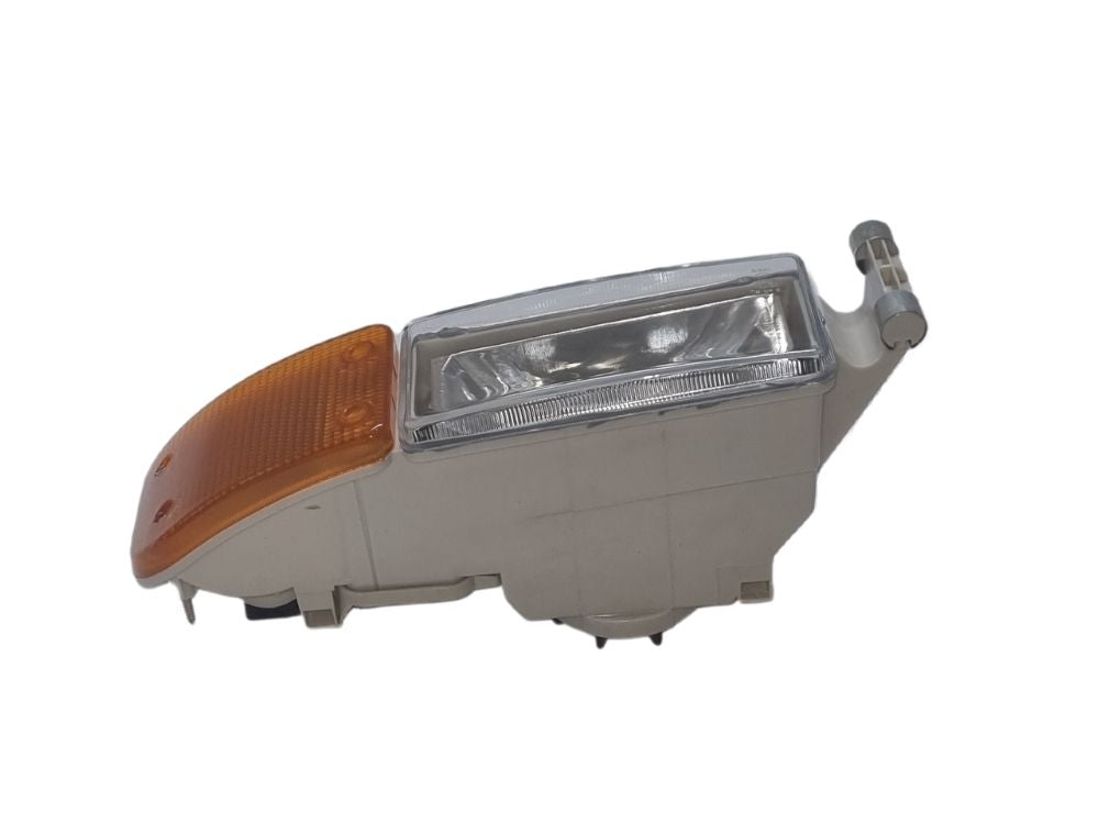 Fog Lamp R/H Right Hand  –  Amber  –  To Suit MAN TGA M / L / LX / XL / XXL (00-09)