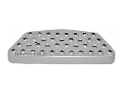 Step Plate R/H Right Hand = L/H Left Hand  –  Middle  –  Also Twin Step Upper  –  To Suit MAN GL / TGM (05-14)