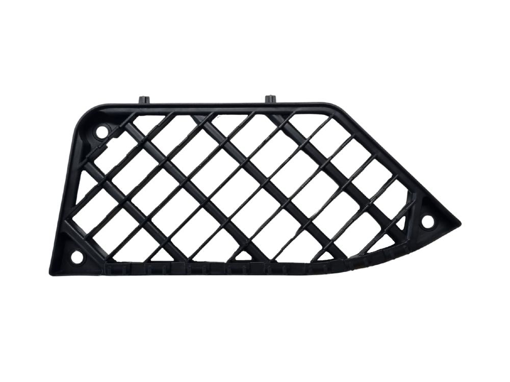 Step Plate R/H Right Hand  –  Lower  –  Plastic  –  To Suit Renault Premium / Mack Quantum (99-06)