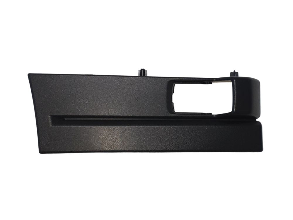 Step Panel Garnish R/H Right Hand  –  Middle  –  Bubble Flasher Type  –  To Suit Scania G / R Series (05-10)