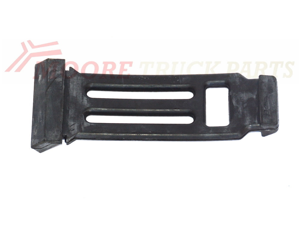 Mud Guard  –  Strap R/H Right Hand Rear = L/H Left Hand Rear  –  To Suit Volvo FH / To Suit Volvo FM (02-07)