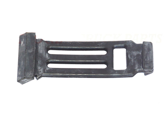 Mud Guard  –  Strap R/H Right Hand Rear = L/H Left Hand Rear  –  To Suit Volvo FH / To Suit Volvo FM (02-07)