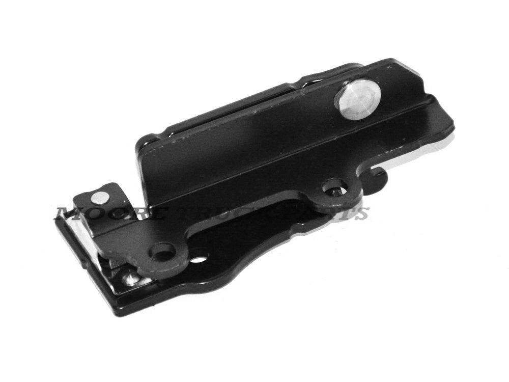 Front Lower Grille Step Hinge L/H Left Hand  –  Upper  –  To Suit Volvo FH / To Suit Volvo FM (02-07)