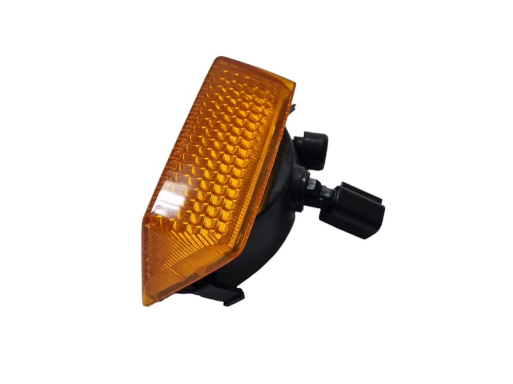 Corner Lamp R/H Right Hand  –  To Suit Volvo FH / To Suit Volvo FM (02-07)