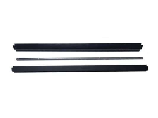 Middle Spoiler Set  –  Smooth  –  With Assembly Clips  –  To Suit Volvo FH (20-On)