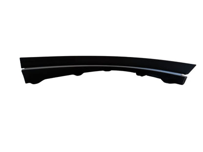 Spoiler Set  –  Smooth  –  With Assembly Clips R/H Right Hand  –  To Suit Volvo FH (20-On)